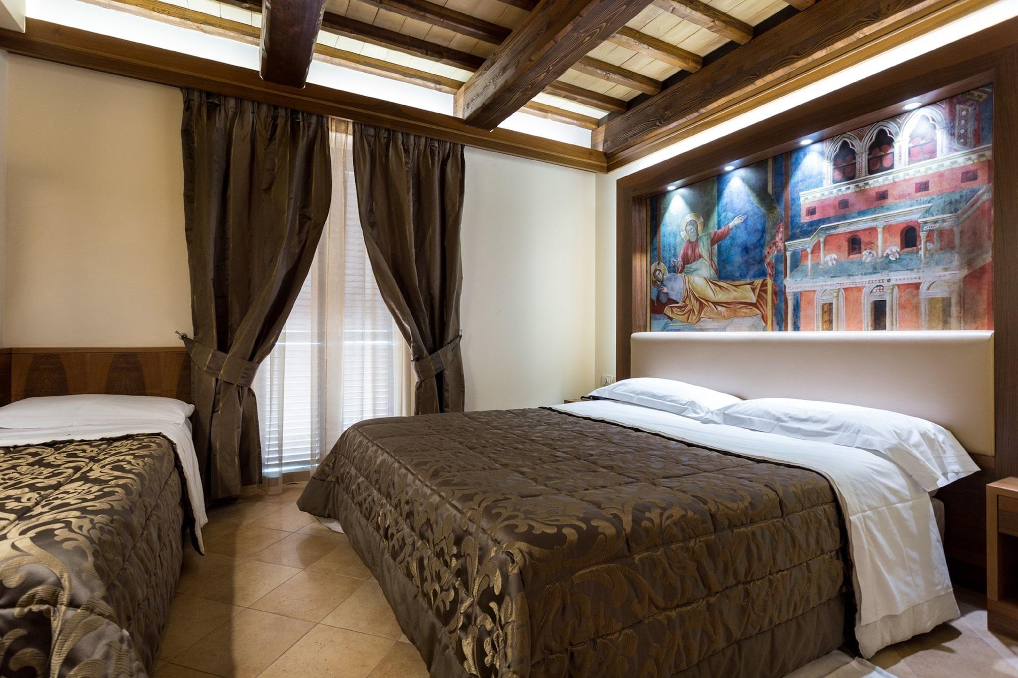 Hotel La Terrazza RESTAURANT&SPA Assisi Esterno foto