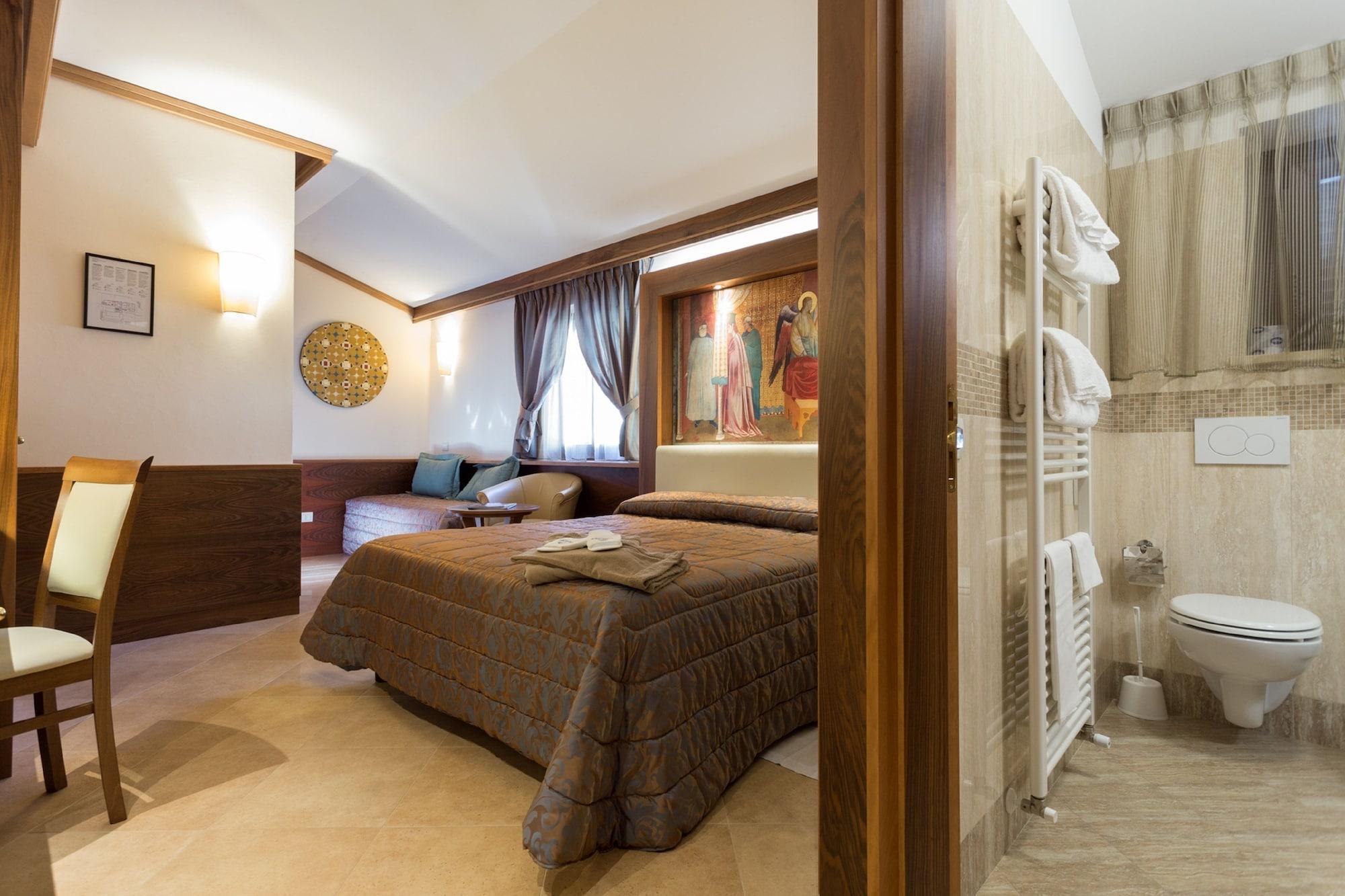 Hotel La Terrazza RESTAURANT&SPA Assisi Esterno foto