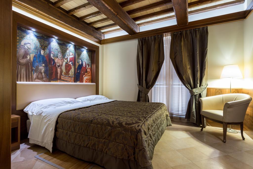Hotel La Terrazza RESTAURANT&SPA Assisi Esterno foto
