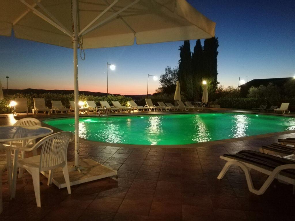 Hotel La Terrazza RESTAURANT&SPA Assisi Esterno foto
